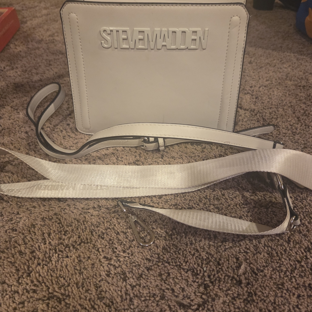 Steve Madden Shoulde/ Crossbody/ Clutchr Bag